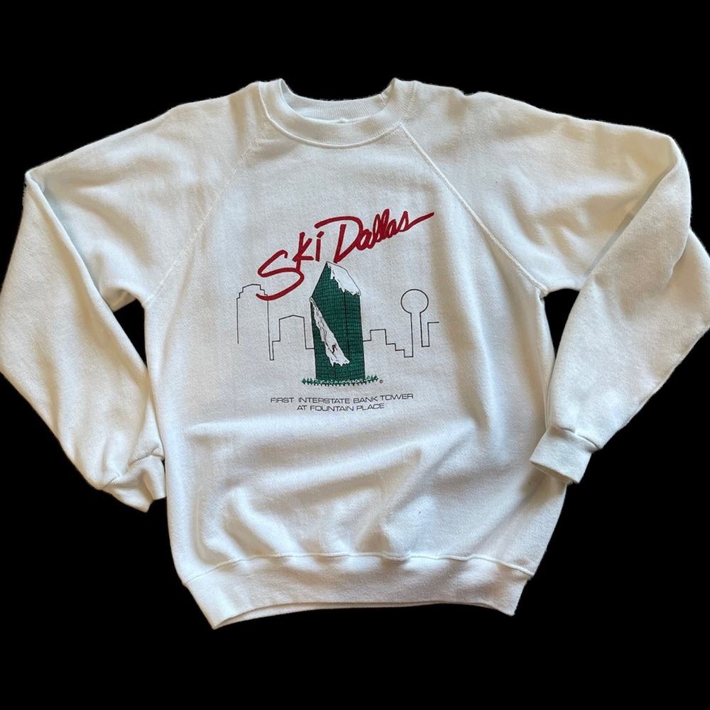 Vintage 90s ski Dallas sweatshirt